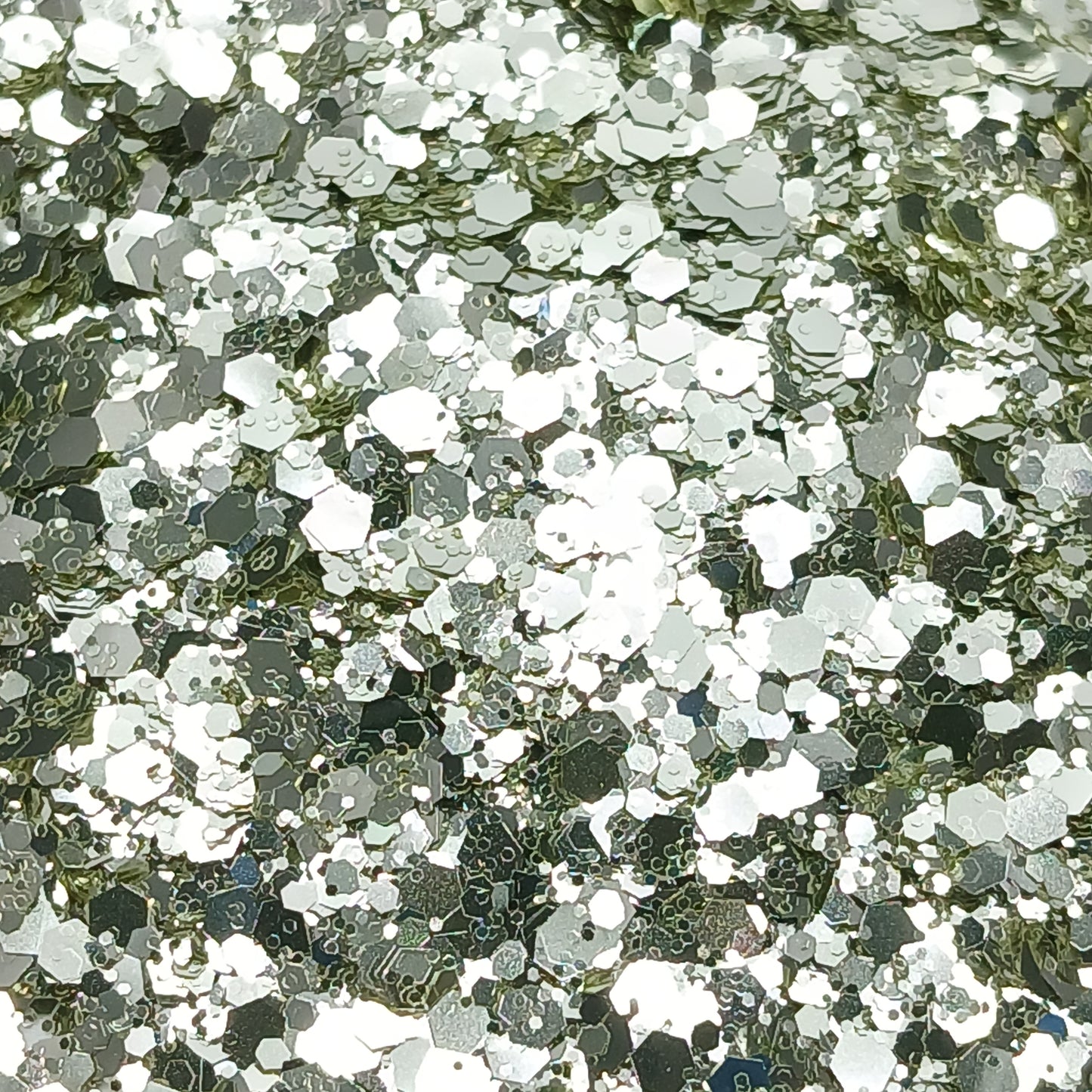 Ice Gray Metallic Chunky Glitter