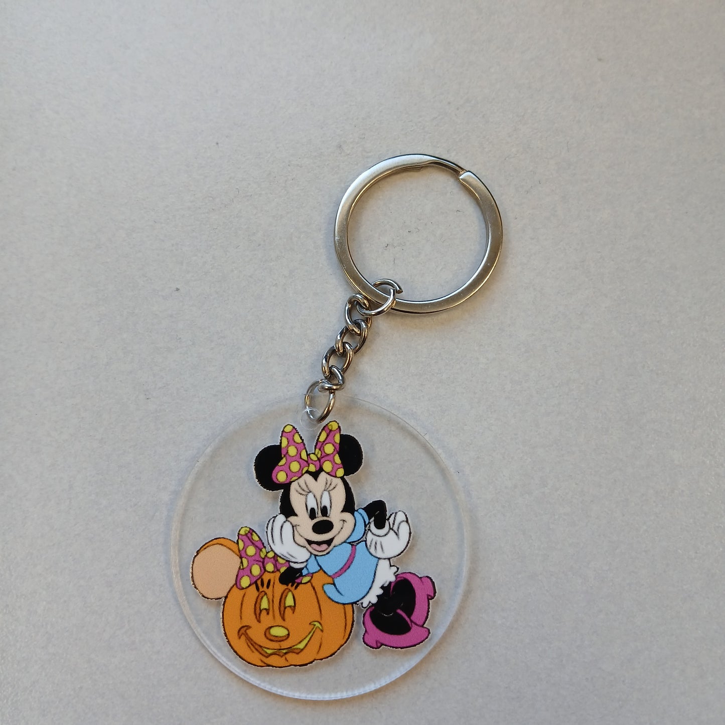 Pumpkin Mickey &amp; Minnie Acrylic Keychains – Halloween Edition