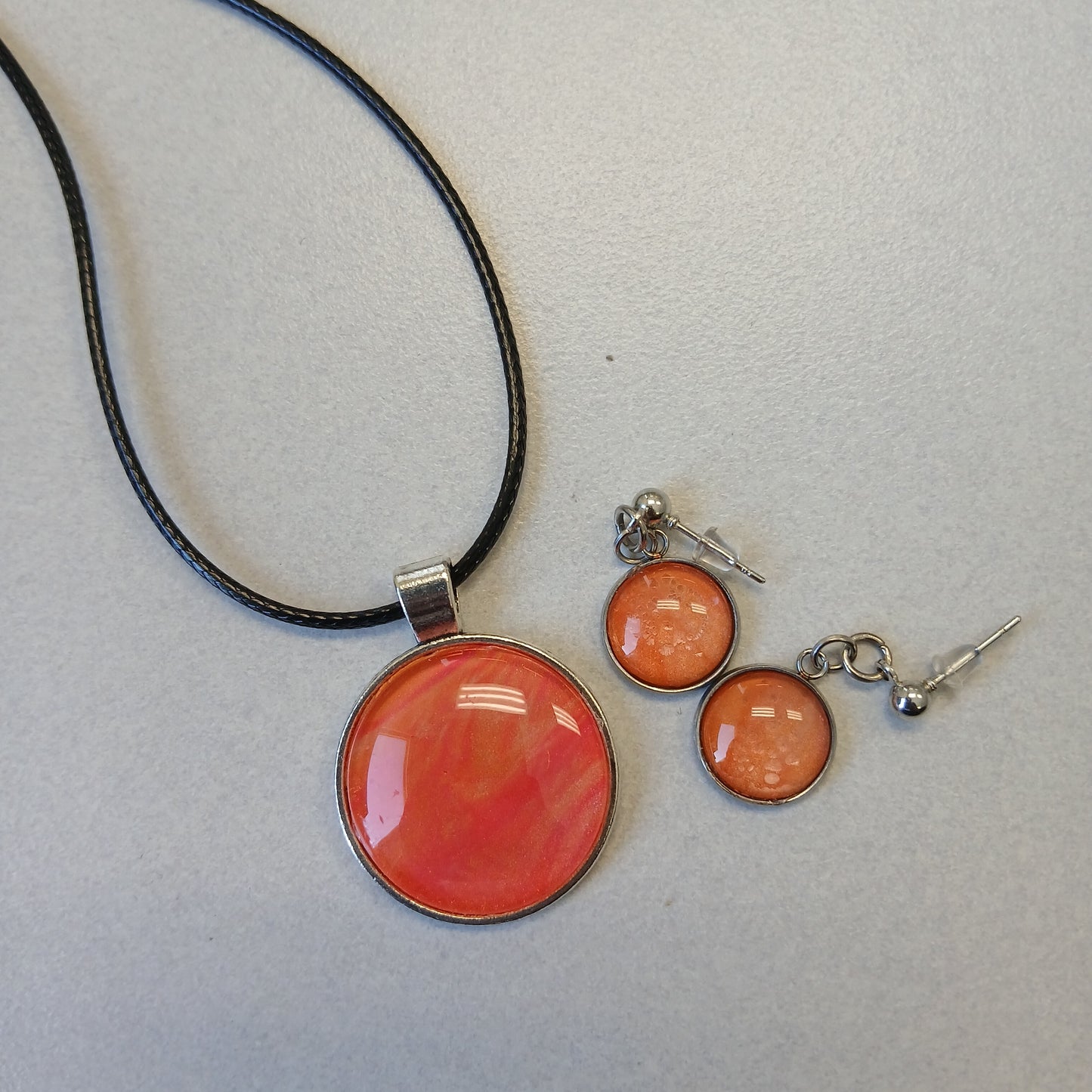 Coral Swirl Necklace & Earrings Set