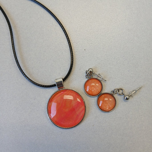 Coral Swirl Necklace & Earrings Set