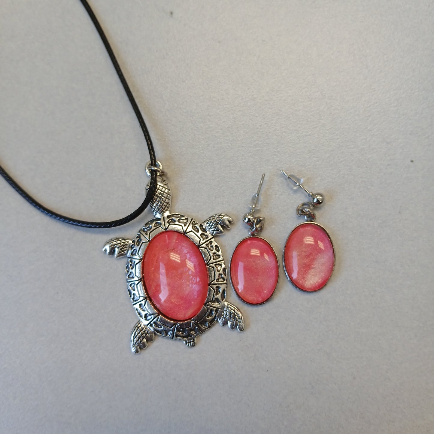 Red Coral Turtle Pendant & Earrings Set – Handmade Jewelry