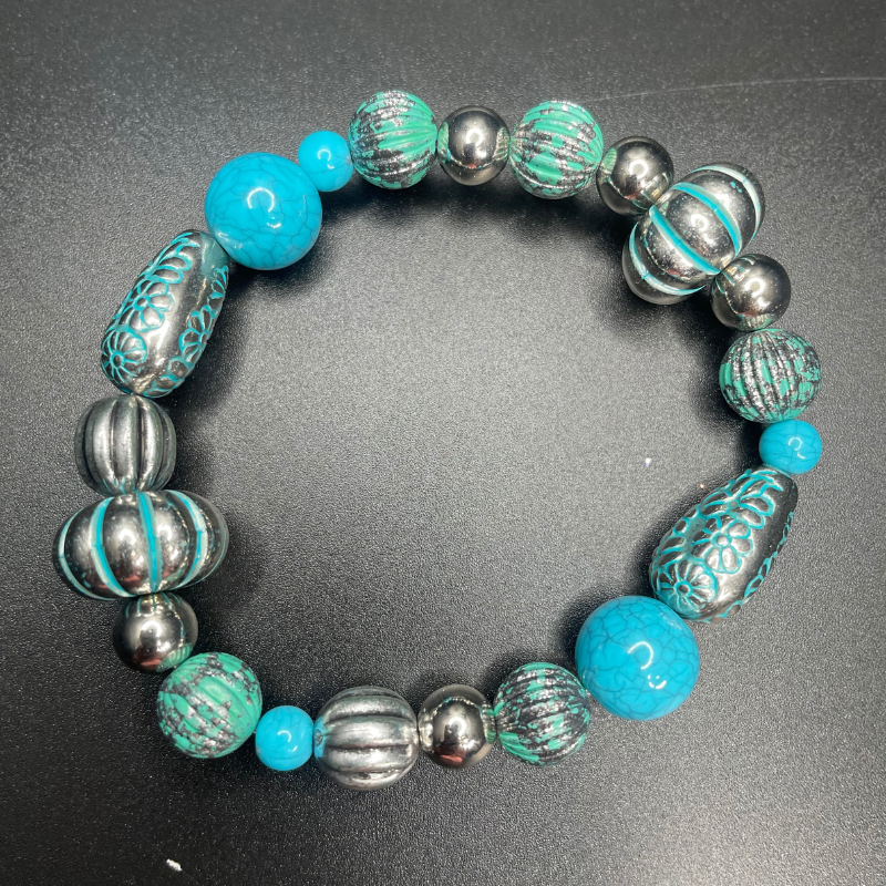 Bahama Water Bracelet | Turquoise Beaded Stretch Bracelet with Silver Accents