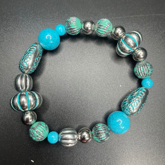 Bahama Water Bracelet | Turquoise Beaded Stretch Bracelet with Silver Accents