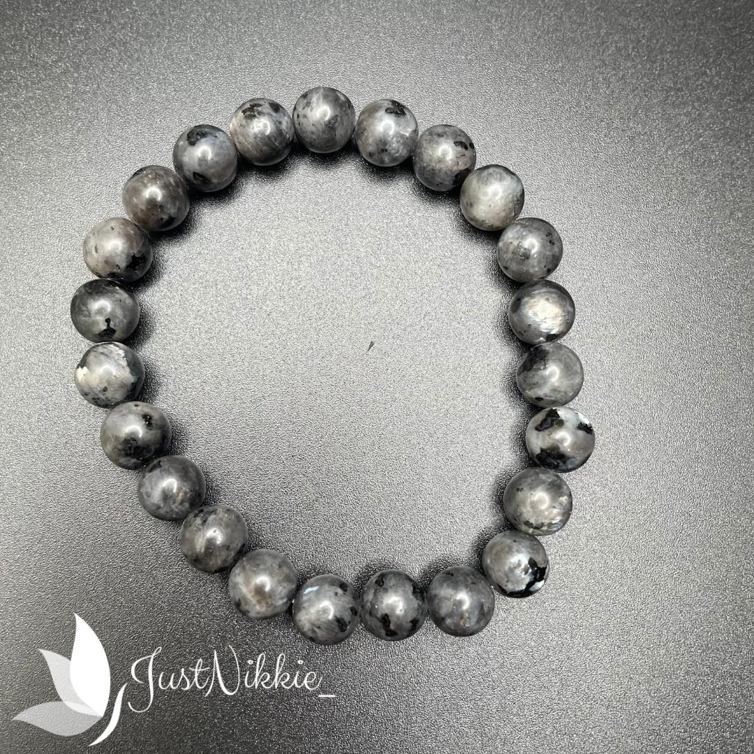 Enchanted Gleam Bracelet | Labradorite Beaded Bracelet for Elegance and Protection