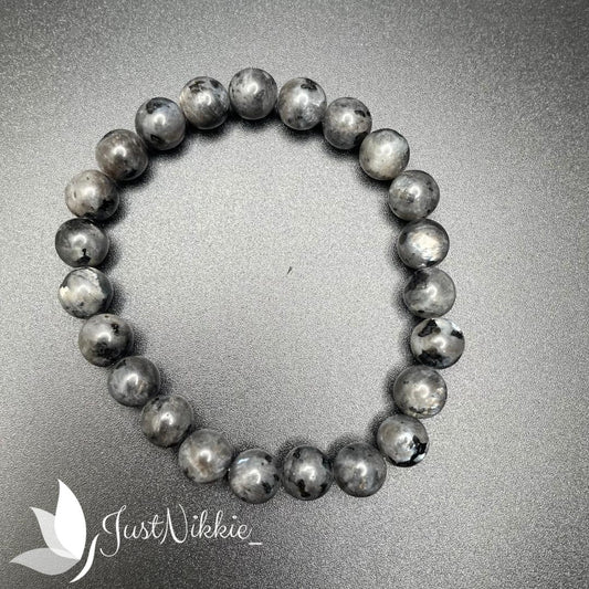Enchanted Gleam Bracelet | Labradorite Beaded Bracelet for Elegance and Protection