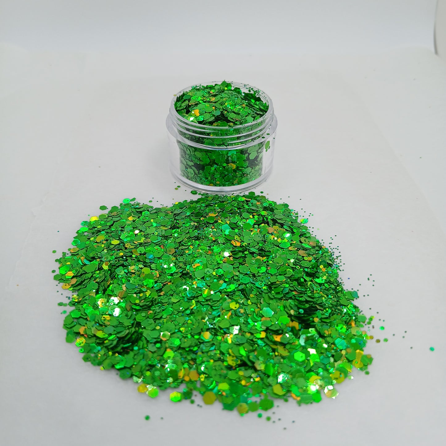 Grinch Glam  – UV Color-Changing Glitter