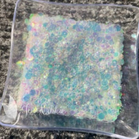 White Christmas Iridescent Glitter – Ethereal White with Blue and Pink Hues